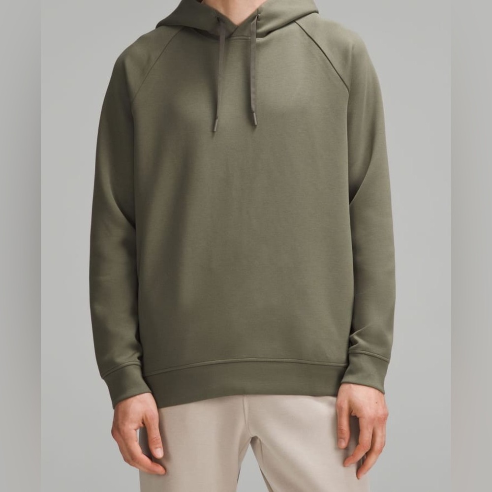 NWOT Smooth Spacer Army Green Pullover M